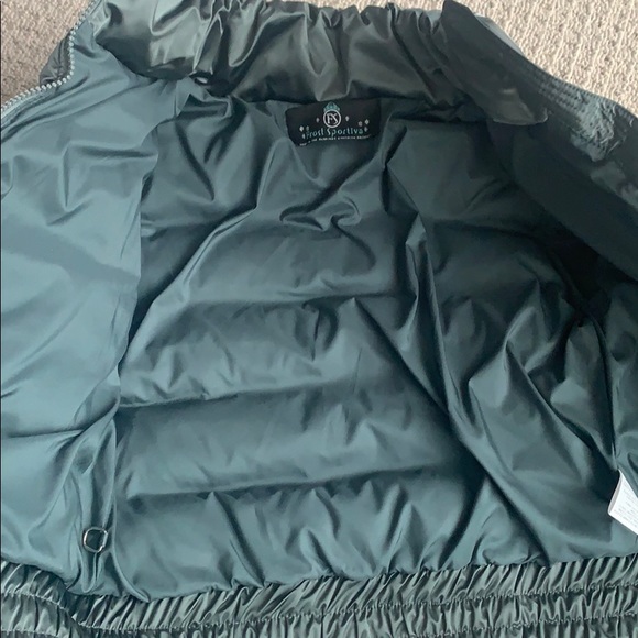 Stylish ski jacket - Picture 2 of 7